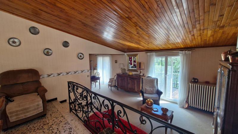 Maison - 177 m² - 6 pièces