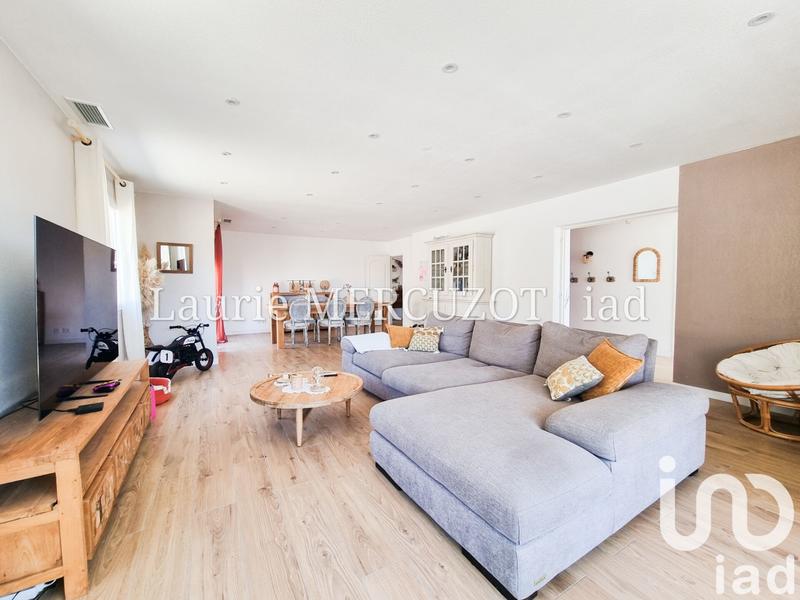 Maison - 206 m² - 6 pièces