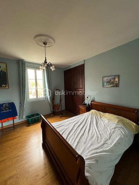 Maison - 140 m² - 7 pièces