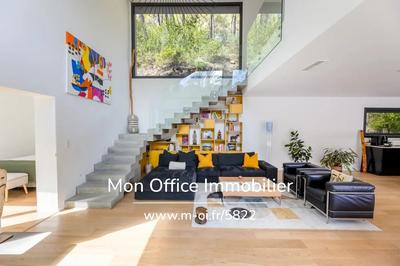 Maison - 178 m² - 5 pièces