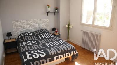 Maison - 180 m² - 6 pièces