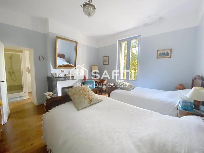 Maison - 286 m² - 13 pièces