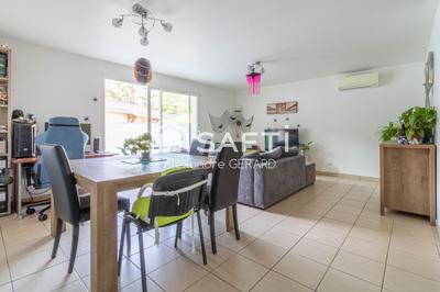 Maison - 95 m² - 4 pièces