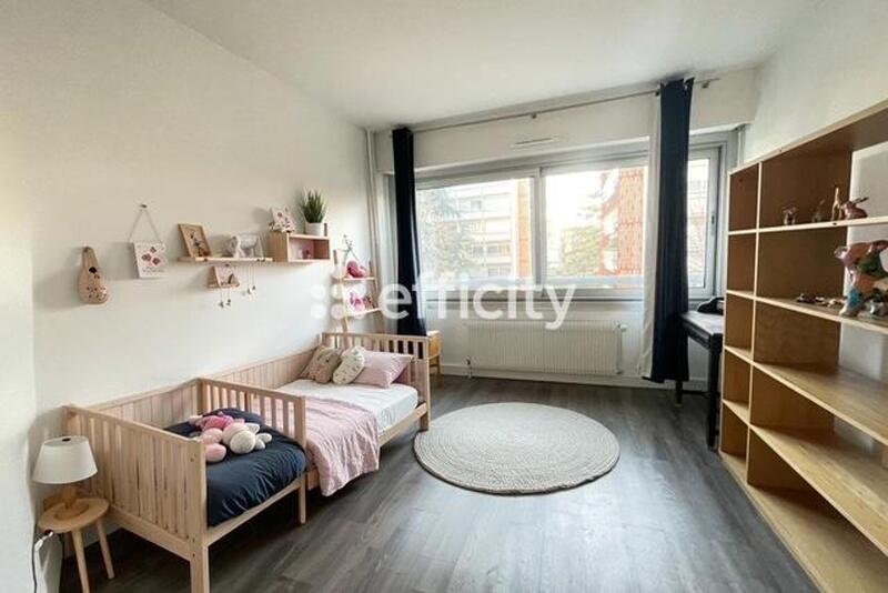 Appartement ancien - 68 m² - 3 pièces