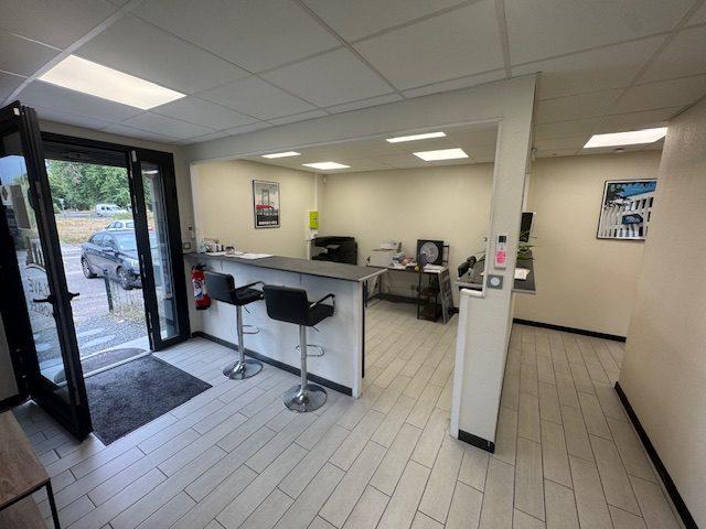 Bureau - 92 m² - 5 pièces