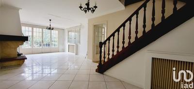 Maison - 142 m² - 5 pièces