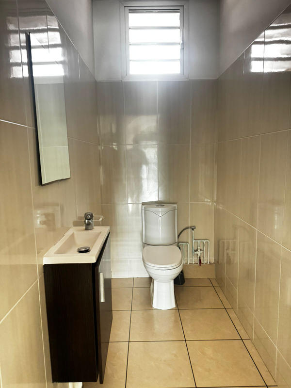 Local commercial - 64 m²