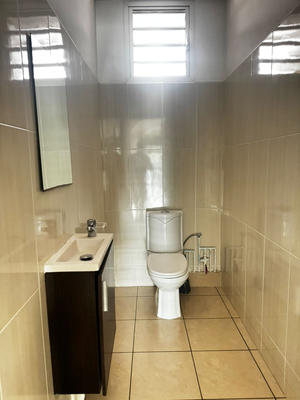 Local commercial - 64 m²