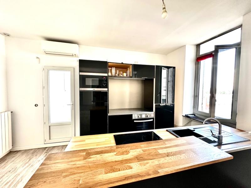Appartement - 96 m² - 4 pièces