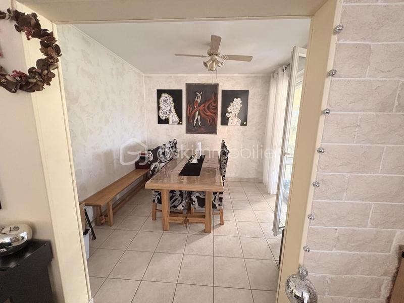 Maison traditionnelle - 76 m² - 3 pièces