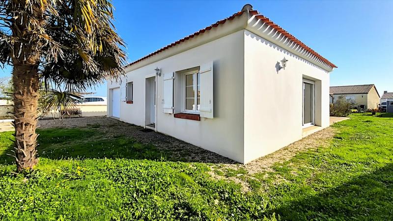 Maison - 95 m² - 5 pièces