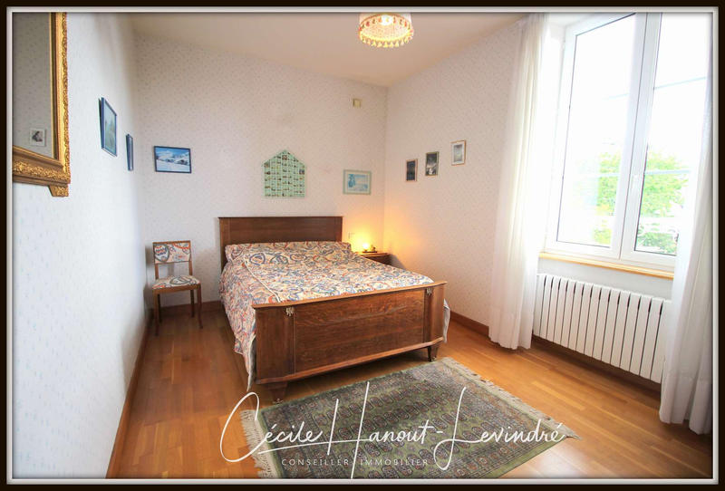 Maison - 174 m² - 8 pièces