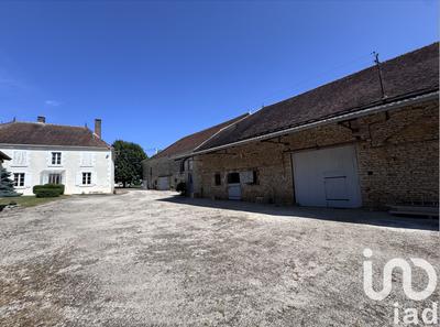 Maison - 195 m² - 5 pièces