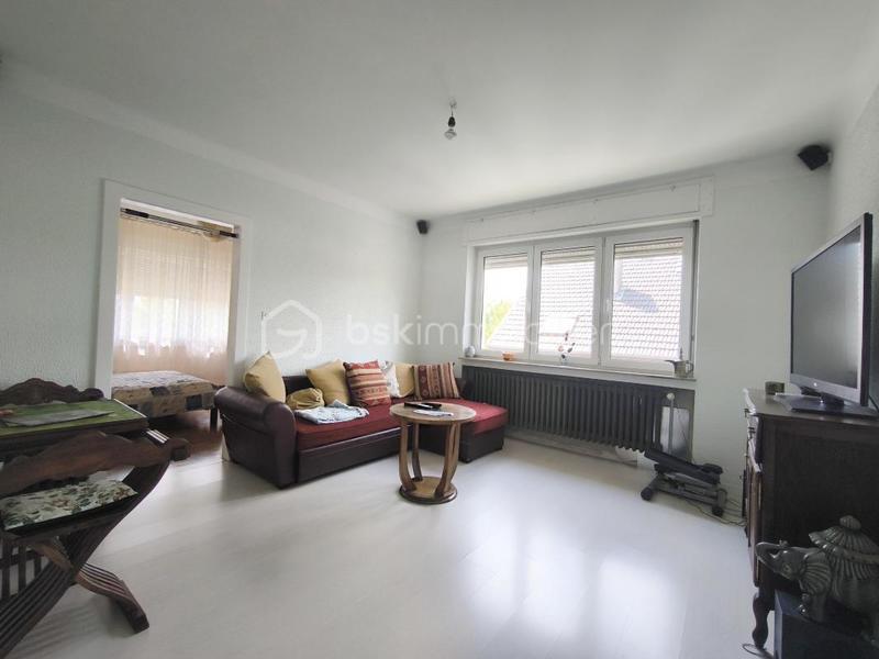 Maison - 210 m² - 8 pièces