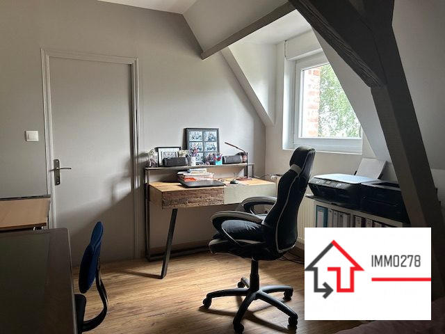 Maison - 215 m² - 7 pièces