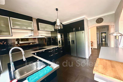 Appartement - 84 m² - 4 pièces