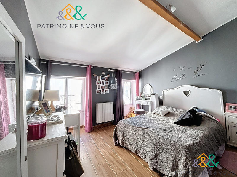 Maison traditionnelle - 109 m² - 4 pièces