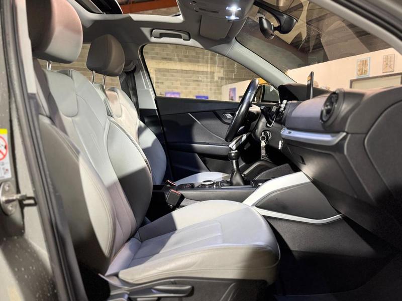 Audi Q2 1.4 Tfsi 150ch Design Toit ouvrant, Sièges chauffants, Park Assist