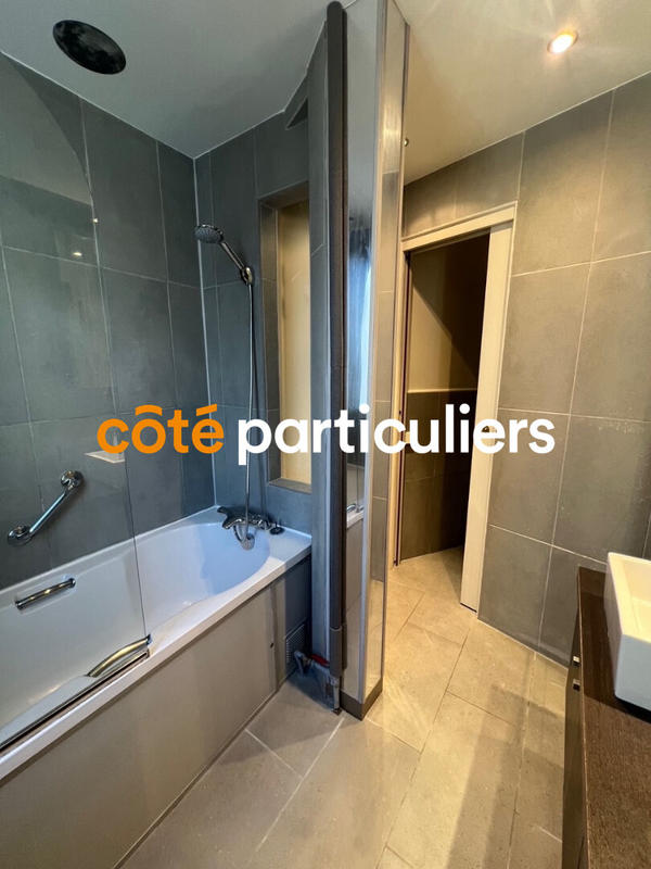 Appartement - 84 m² - 4 pièces