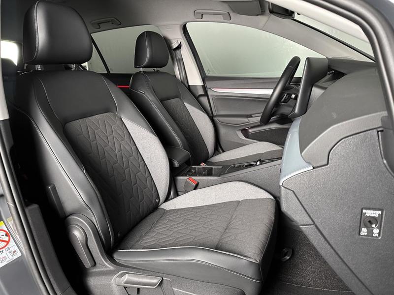 Volkswagen Golf 8 Goal 2.0 Tdi 150ch Dsg Digital Cockpit Sieges Chauff Carplay Camera Attelage