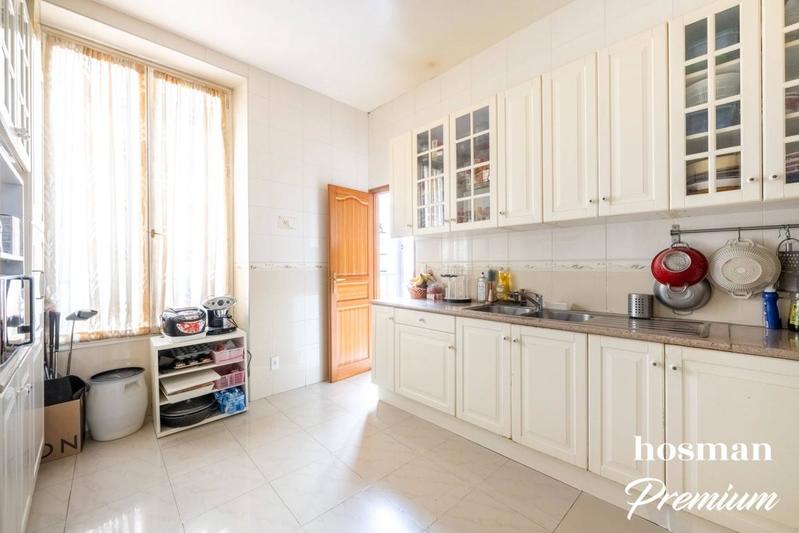 Appartement - 123 m² - 6 pièces