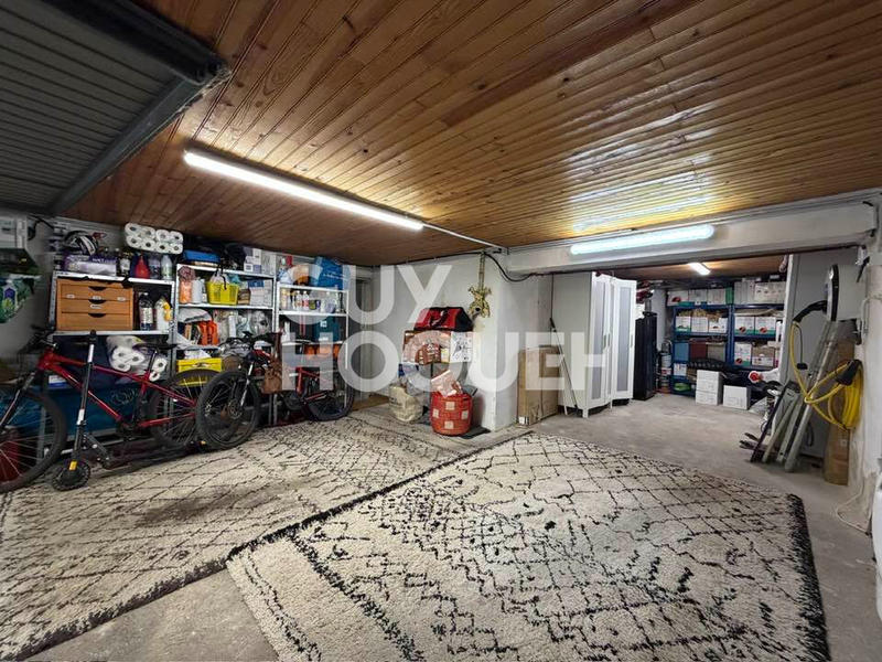 Maison - 98 m² - 5 pièces