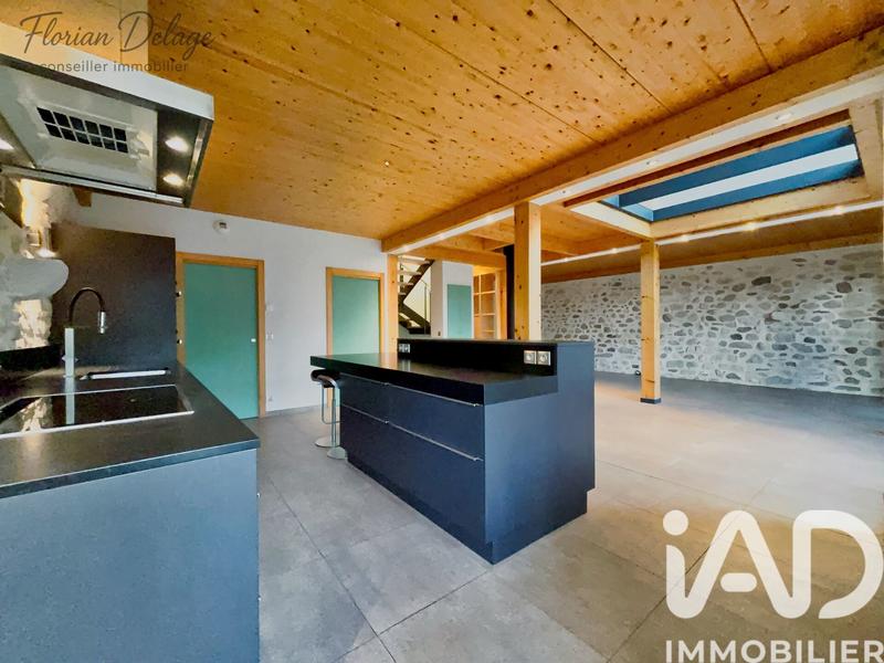 Ferme - 225 m² - 7 pièces