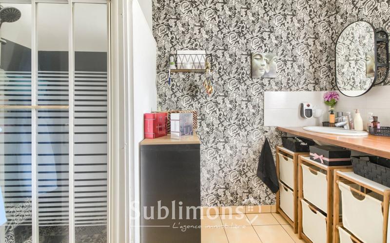 Maison - 95 m² - 5 pièces