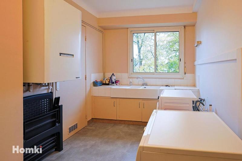 Appartement - 155 m² - 6 pièces
