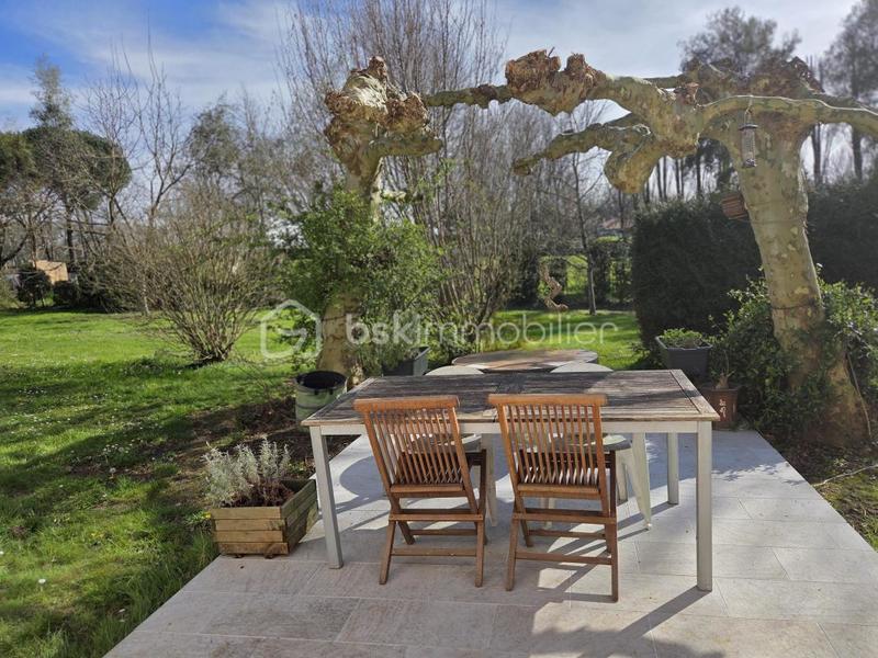 Maison - 170 m² - 7 pièces