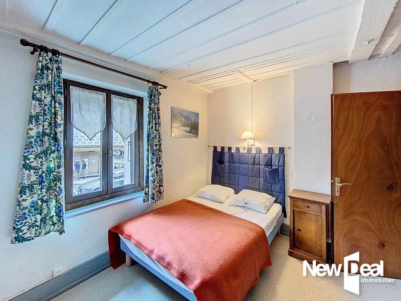 Maison de village - 333 m² - 15 pièces