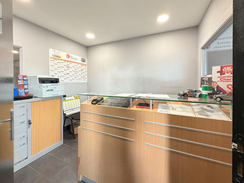 Immeuble - 1 400 m²