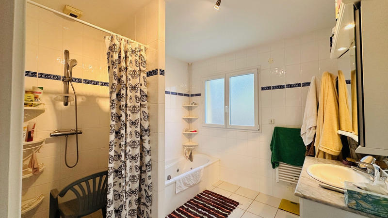 Maison - 94 m² - 4 pièces