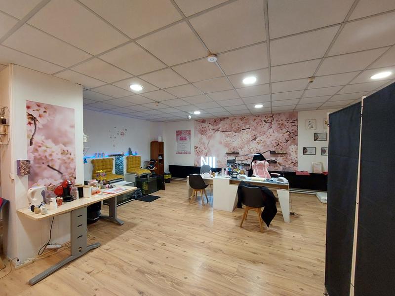 Local commercial - 57 m²