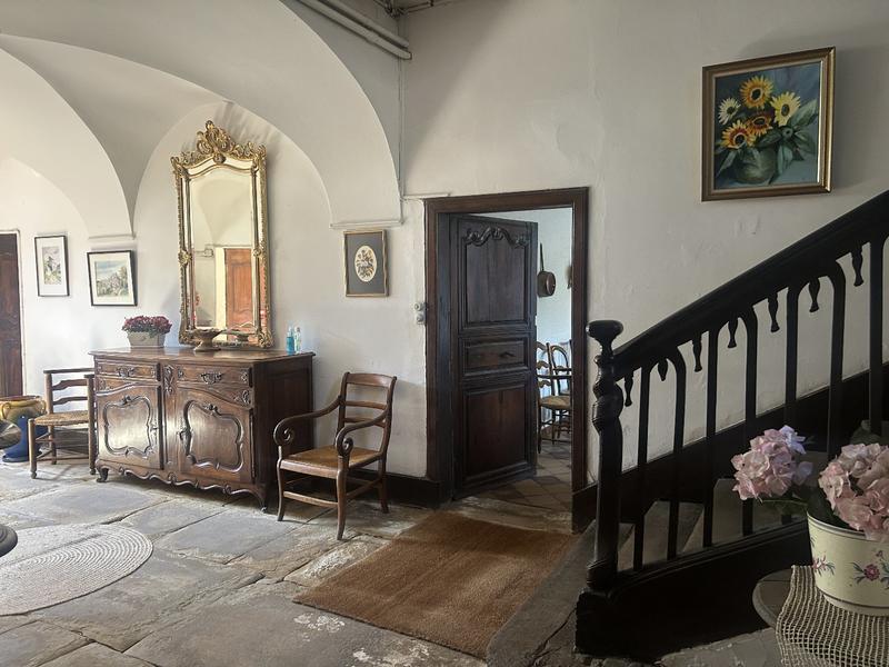 Demeure - 257 m² - 8 pièces