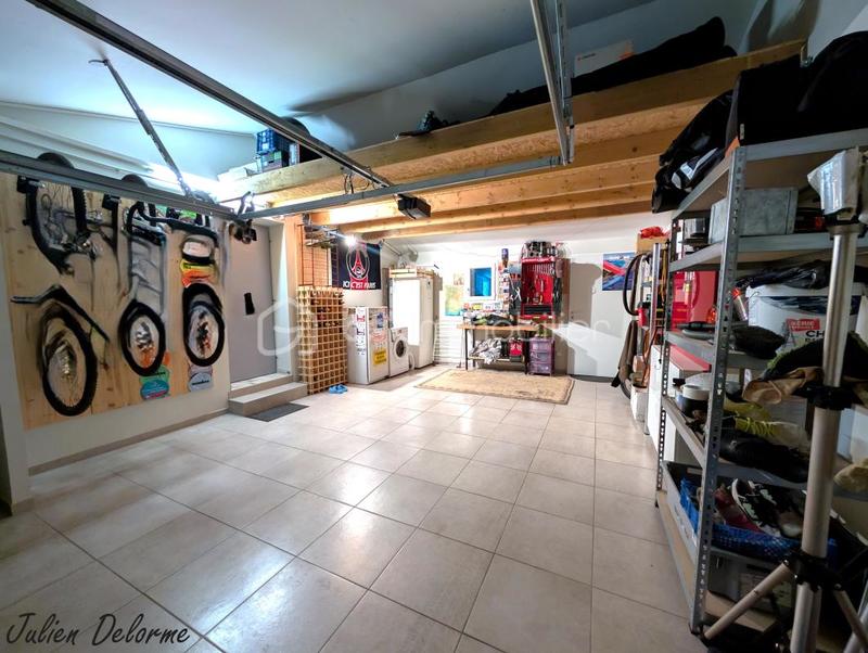 Maison traditionnelle - 105 m² - 4 pièces