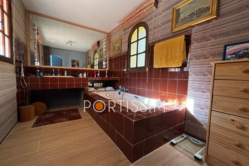 Villa - 150 m² - 4 pièces