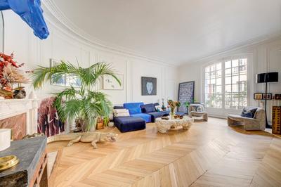 Appartement - 186 m² - 6 pièces