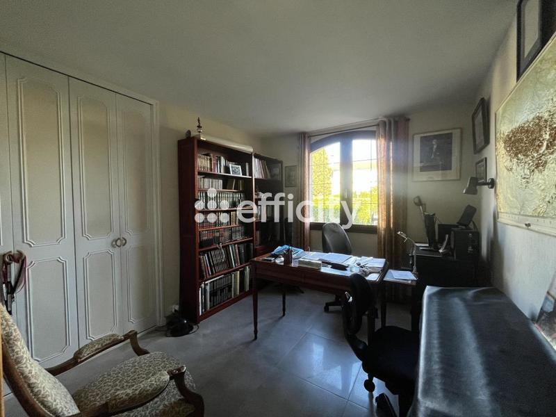 Maison - 157 m² - 6 pièces