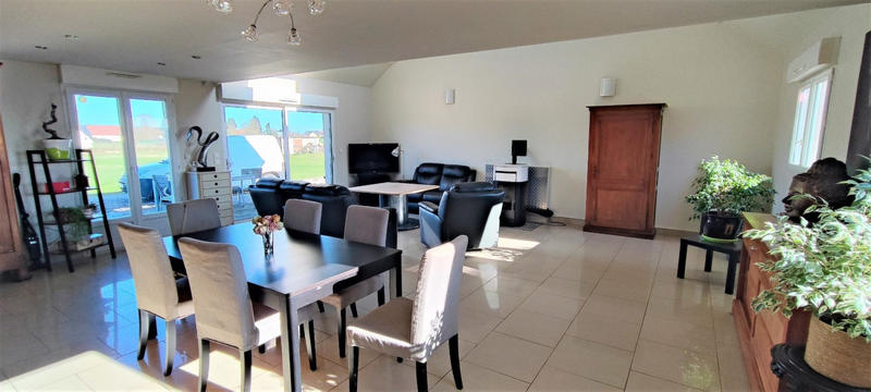Maison - 160 m² - 5 pièces