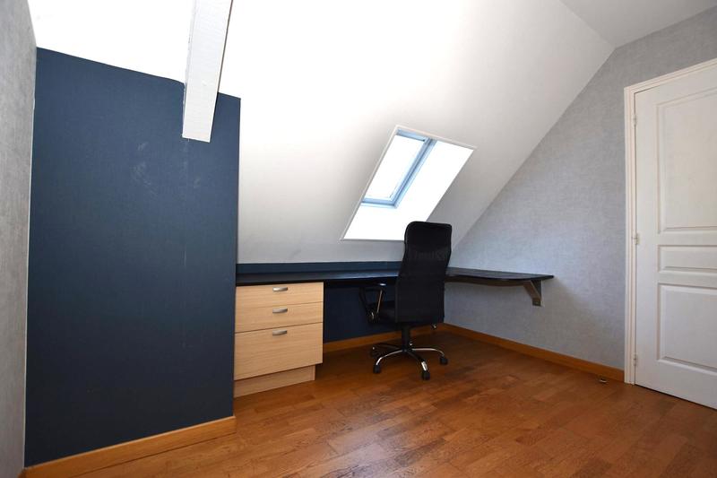 Maison - 141 m² - 5 pièces