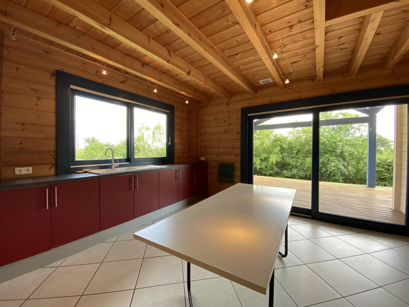 Maison - 371 m² - 15 pièces