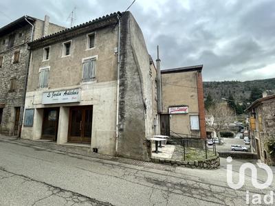 Maison de village - 170 m² - 4 pièces