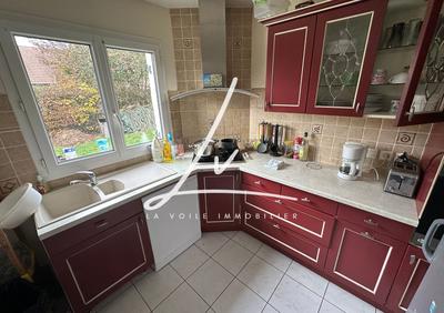 Maison - 88 m² - 5 pièces