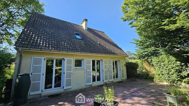 Maison - 122 m² - 5 pièces