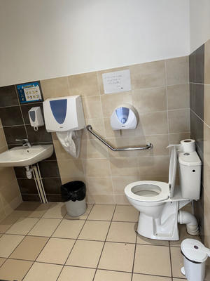 Local d'activité / Entrepôt - 255 m²