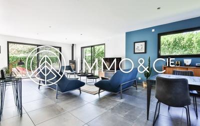 Maison - 155 m² - 5 pièces