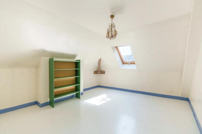 Maison - 201 m² - 9 pièces