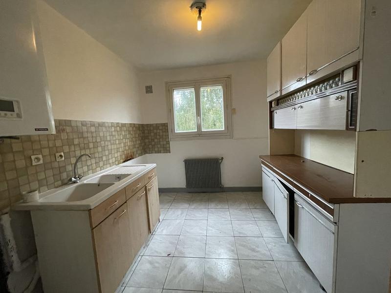 Maison traditionnelle - 83 m² - 4 pièces