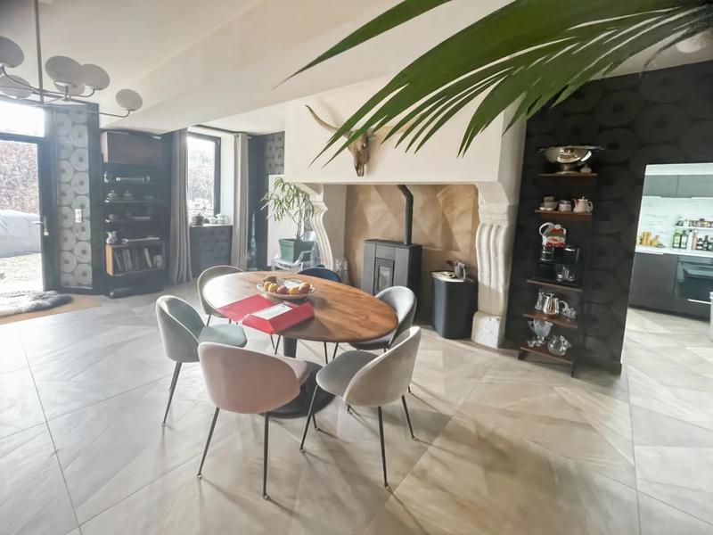 Maison - 135 m² - 5 pièces